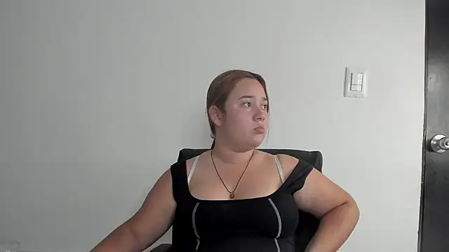 Snapshot of lolabunnysc chatting on 26, 5, 2026 lolabunnysc online show from 26, 5, 2026
