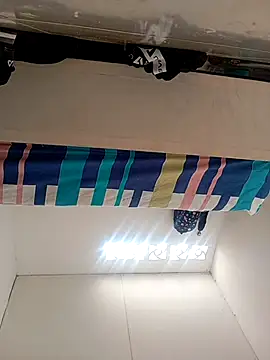 nikiselena online show from 24, 4, 2026