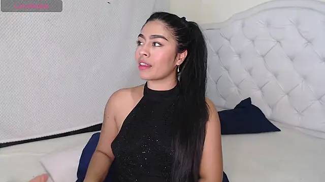 Snapshot of Violet_myers04 chatting on 2, 5, 2026 Violet myers04 online show from 2, 5, 2026