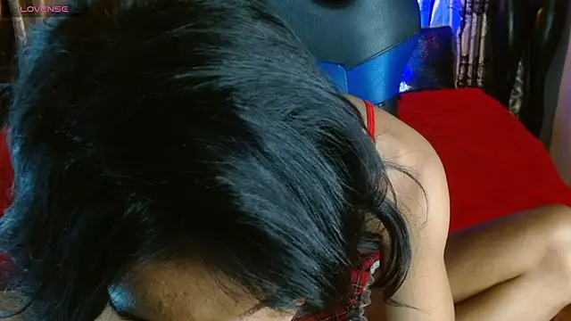 Snapshot of Hecate_doll chatting on 29, 4, 2026 Hecate doll online show from 29, 4, 2026