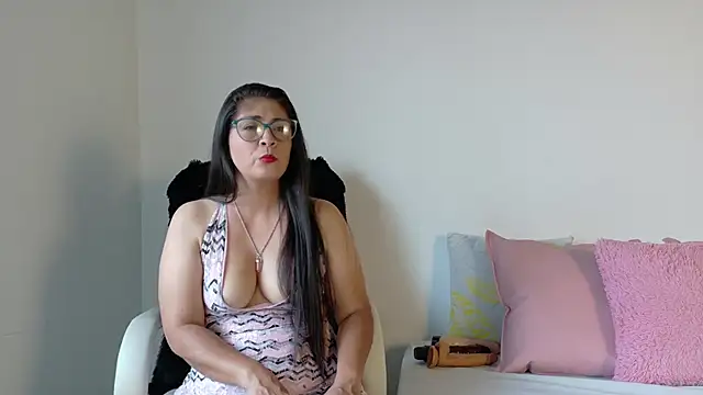 Snapshot of Camila_model25 chatting on 30, 5, 2026 Camila model25 online show from 30, 5, 2026