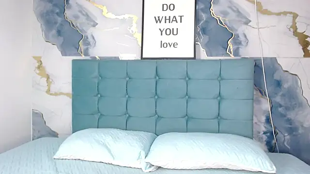 ailyn-45 online show from 18, 4, 2026