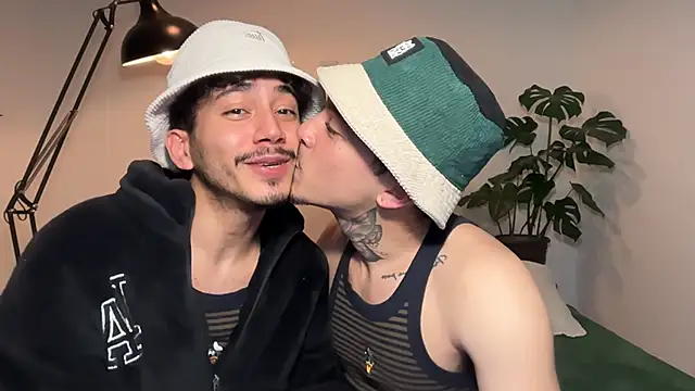 Noah and Steven online show from 11, 6, 2026