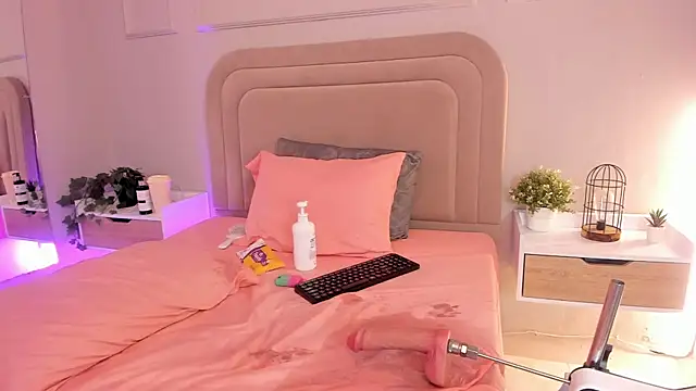 Rachelladams online show from 21, 4, 2026