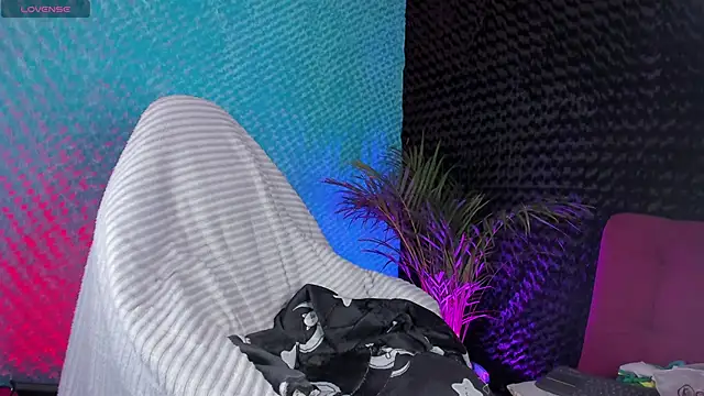  gia rosex online show from 23, 4, 2026