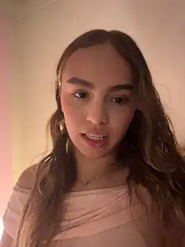 MaelyClaire online show from 21, 4, 2026