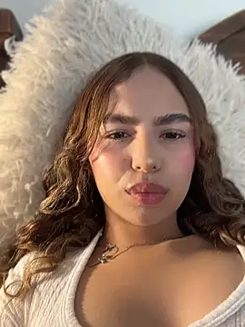 MaelyClaire online show from 22, 4, 2026