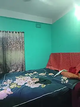 Hot Cupole online show from 26, 7, 2026