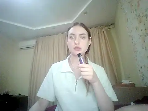 Lisanta online show from 28, 7, 2026