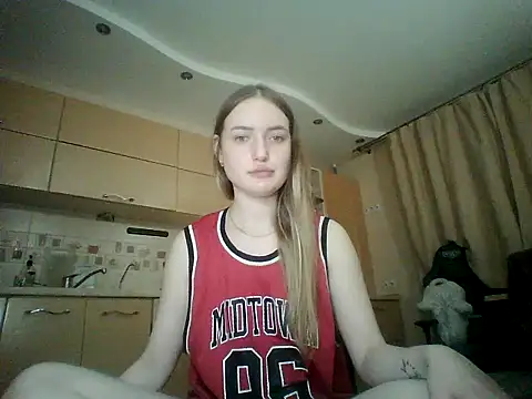 Lisanta online show from 2, 8, 2026