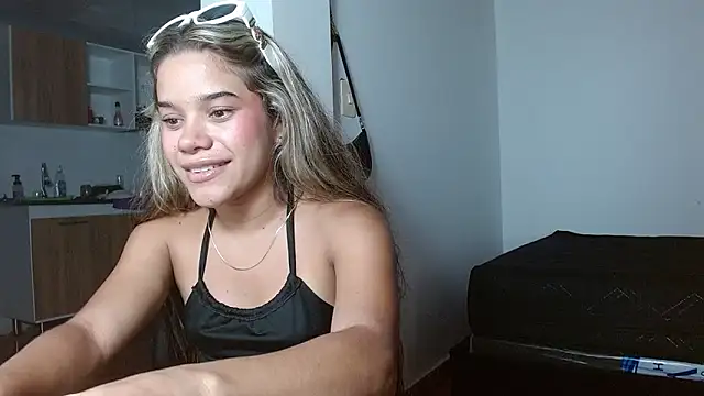 little babyboo  online show from 16, 6, 2026