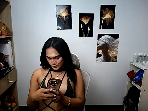 YourHot Nica online show from 22, 4, 2026