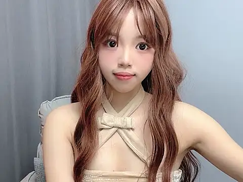 TwinXXyan online show from 23, 4, 2026