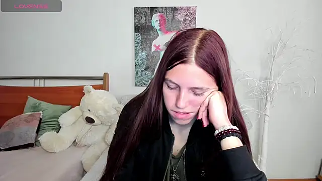 MaryRapunzel online show from 22, 4, 2026