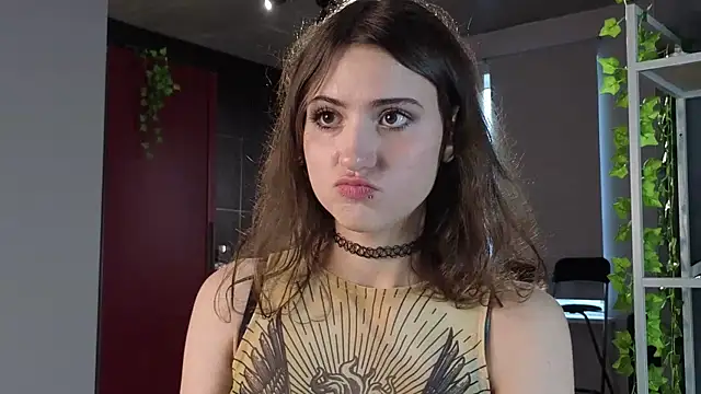 lovergirl4me online show from 3, 5, 2026