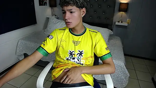 logan freed  online show from 22, 4, 2026