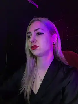 szofi69 online show from 24, 4, 2026