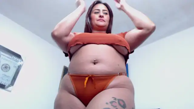 FrancheskaCurvy online show from 22, 4, 2026