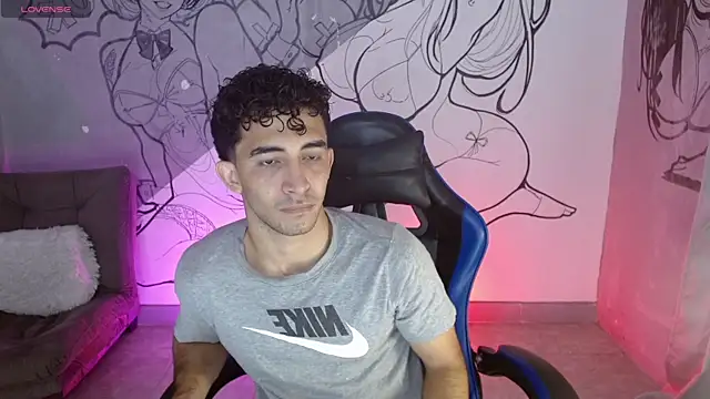 caius bigcock1 online show from 24, 4, 2026