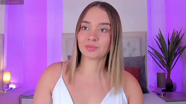 Sofia pamela  online show from 25, 7, 2026