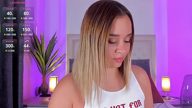 Sofia pamela  online show from 28, 7, 2026