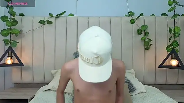 milan zapata online show from 23, 4, 2026