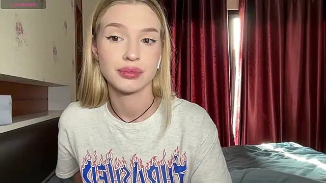 crazysuckks online show from 25, 4, 2026