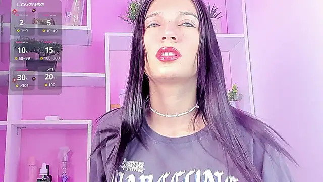 Snapshot of MilaWhitte chatting on 15, 6, 2026 MilaWhitte online show from 15, 6, 2026
