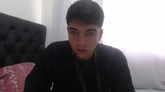 dark 21   online show from 23, 4, 2026