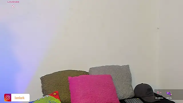 Snapshot of _IanLark chatting on 7, 7, 2026 IanLark online show from 7, 7, 2026