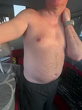 dadbod21 online show from 25, 4, 2026