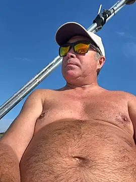 dadbod21 online show from 25, 7, 2026