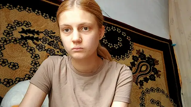 LunaLaday online show from 4, 7, 2026