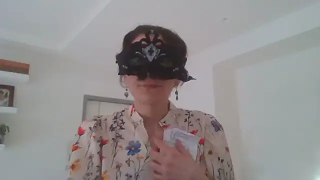 HelenTiAscolta online show from 4, 6, 2026