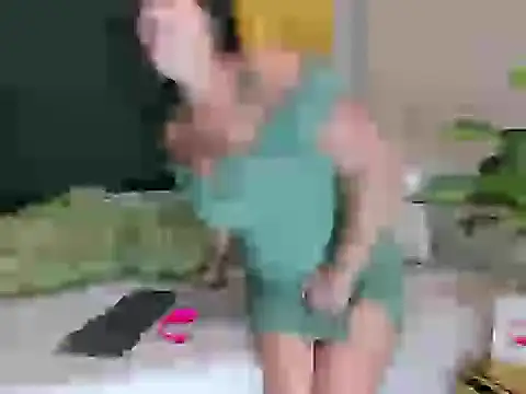 Babyemily18  online show from 23, 4, 2026