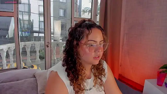 Snapshot of Samantha_Greey_ chatting on 23, 5, 2026 Samantha Greey online show from 23, 5, 2026