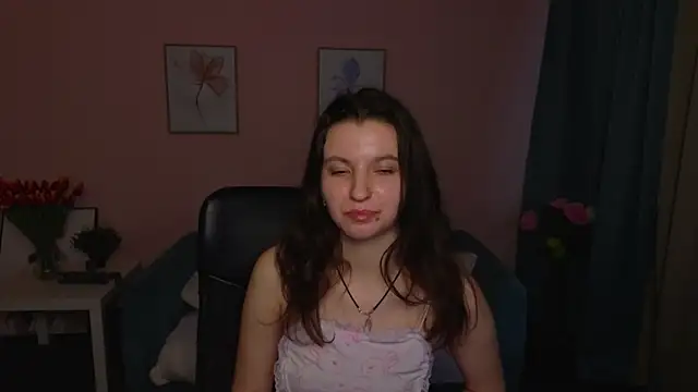 BelovedAlice online show from 25, 4, 2026