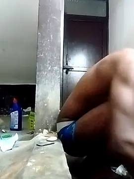 hot boy 27  online show from 29, 4, 2026