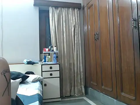 bunny bulk  online show from 21, 4, 2026