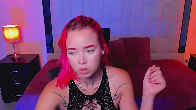 Snapshot of pinkiflame chatting on 24, 6, 2026 pinkiflame online show from 24, 6, 2026