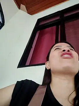 Nicol Alvarez1 online show from 24, 4, 2026