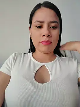 Nicol Alvarez1 online show from 18, 6, 2026