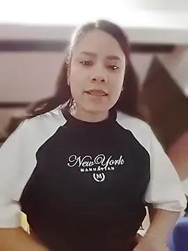 Nicol Alvarez1 online show from 10, 7, 2026