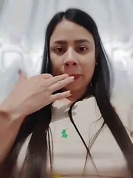 Nicol Alvarez1 online show from 12, 7, 2026