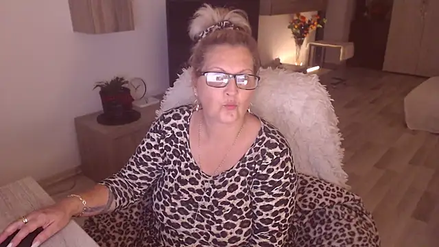 Divineblond online show from 16, 10, 2025