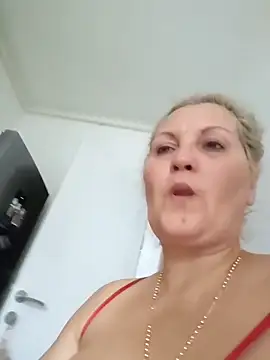 Divineblond online show from 12, 11, 2025