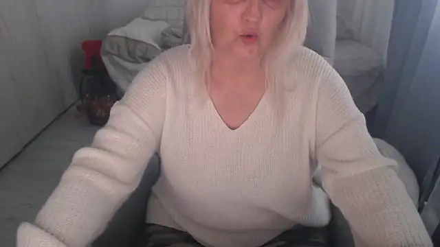 Divineblond online show from 23, 4, 2026