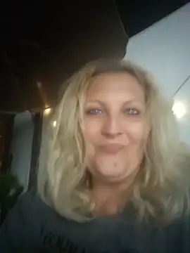 Divineblond online show from 11, 6, 2026