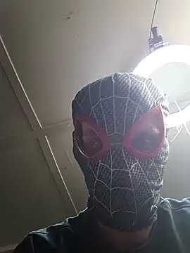bwcloverboy2 online show from 17, 6, 2026