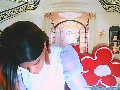 Snapshot of EbonySweetPeach chatting on 4, 5, 2026 EbonySweetPeach online show from 4, 5, 2026